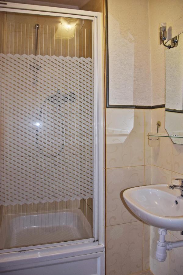 Лісова Казка Hotell Slavske Exteriör bild