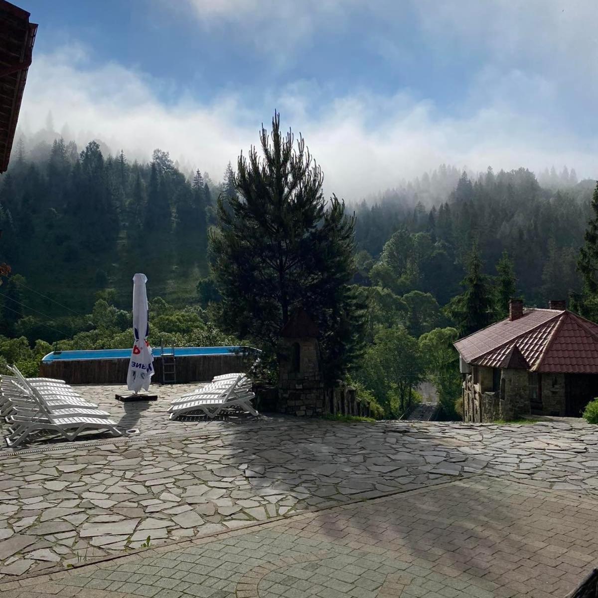 Лісова Казка Hotell Slavske Exteriör bild